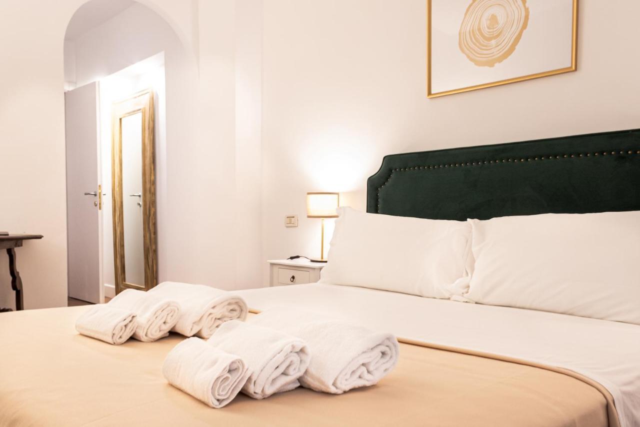 Charme & Chic San Giacomo Roma Exterior foto